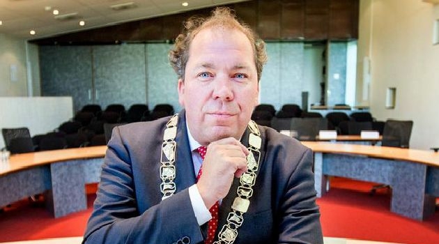 Burgemeester Ostendorp nieuwe directeur Graafschap