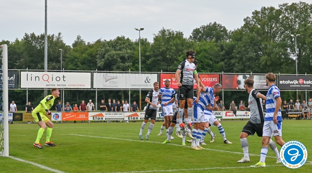 Superboeren verliezen opnieuw oefenduel van Duitse tegenstander